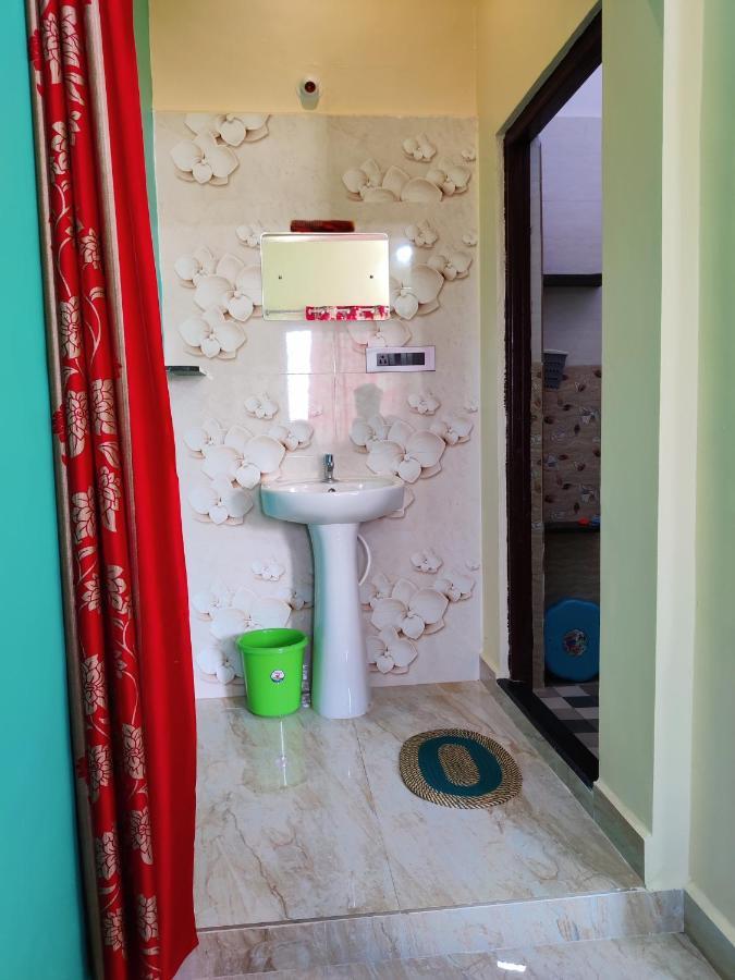 Balaji Homestay هامبي المظهر الخارجي الصورة